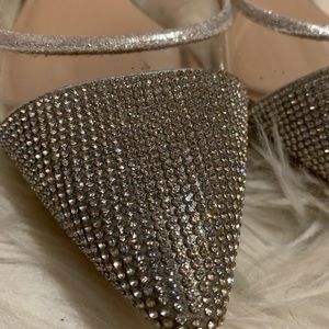 Diamond toed sandals